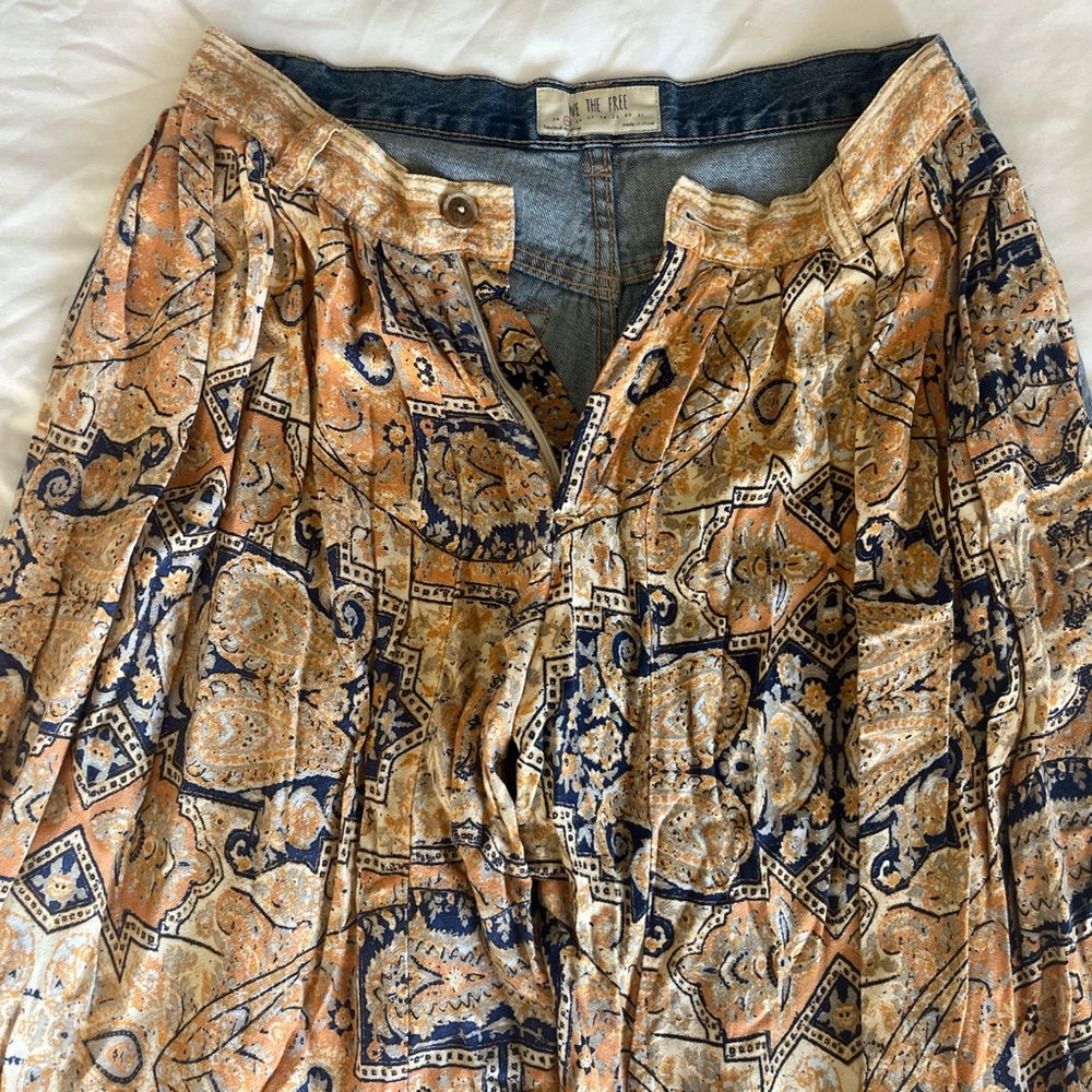 FREE PEOPLE COMING AND GOING JEAN - Picture 4 of 5